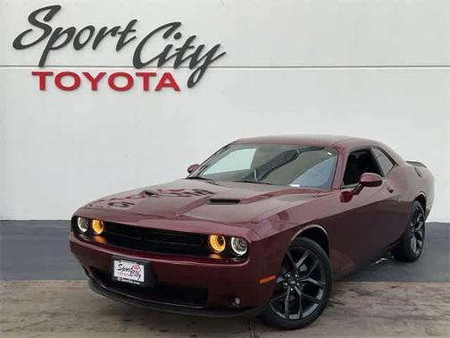 2022 Dodge Challenger SXT