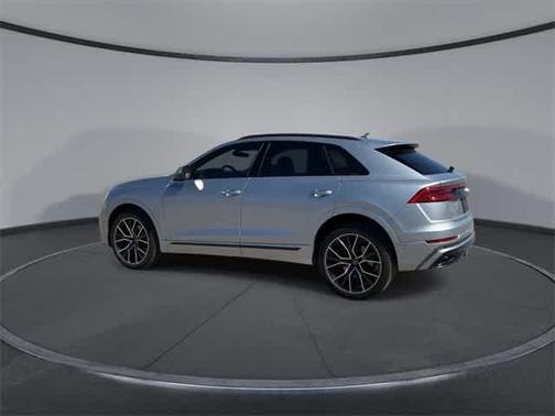 2023 Audi Q8 55 Premium Plus