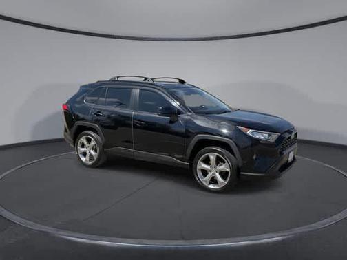 Midnight Black Metallic 2021 Toyota RAV4 XLE