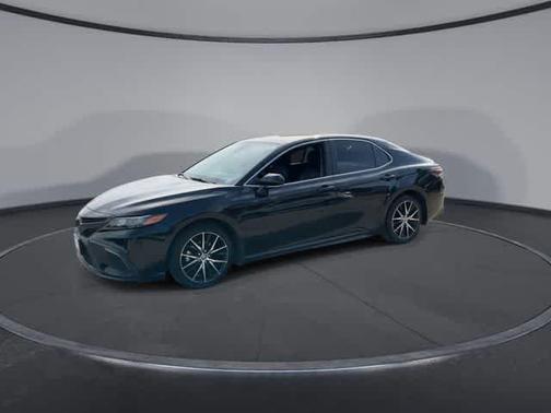 Midnight Black Metallic 2024 Toyota Camry SE