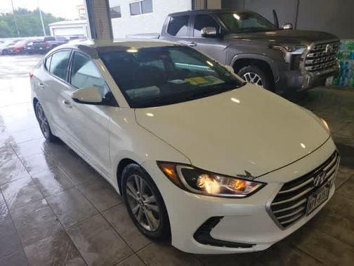 Quartz White Pearl 2018 Hyundai ELANTRA SEL