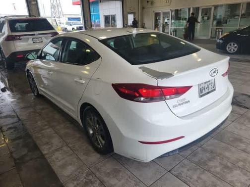 Quartz White Pearl 2018 Hyundai ELANTRA SEL