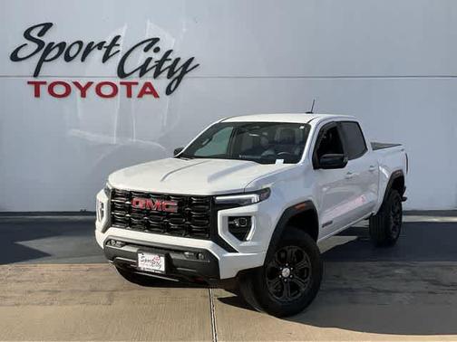 Summit White 2024 GMC Canyon Elevation