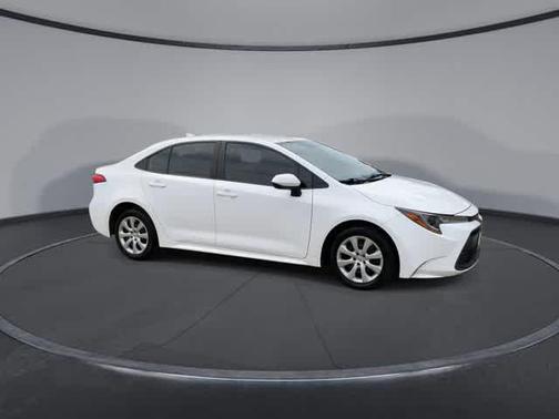 Ice Cap 2024 Toyota Corolla LE