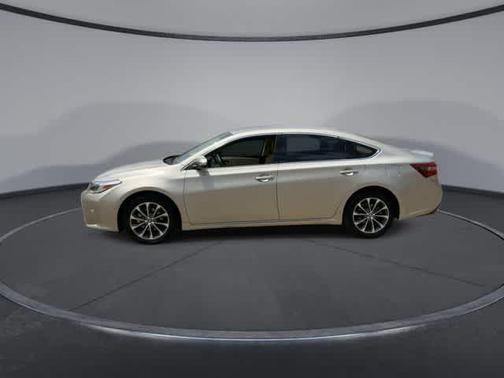 Creme Brulee Mica 2016 Toyota Avalon XLE