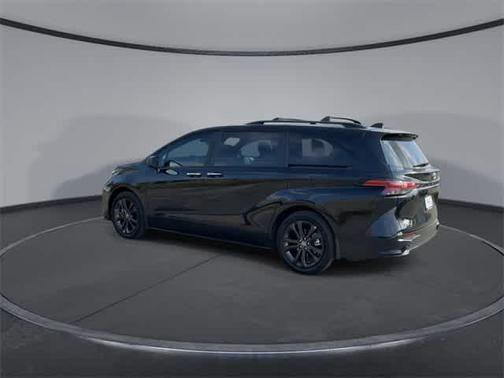 2025 Toyota Sienna XSE 7 Passenger