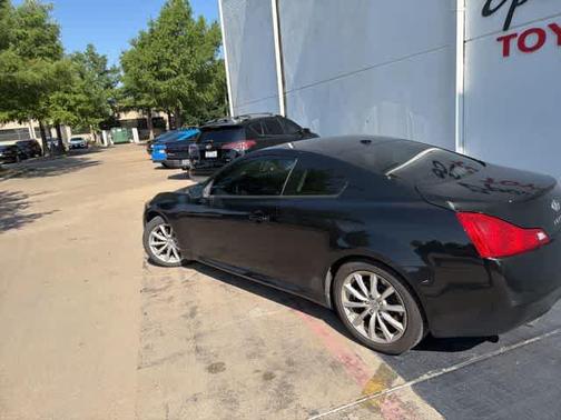 Black Obsidian 2011 INFINITI G37 Journey