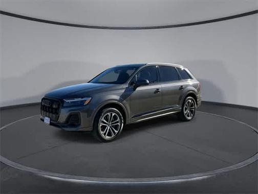 2025 Audi Q7 45 Premium Plus