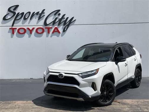 2024 Toyota RAV4 Hybrid SE