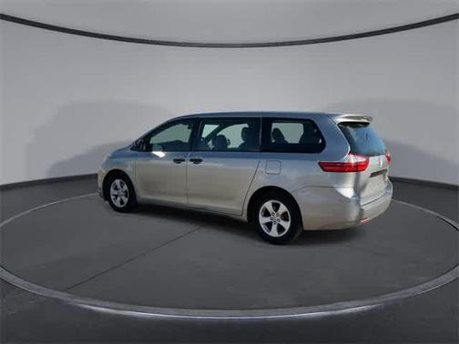 2015 Toyota Sienna L