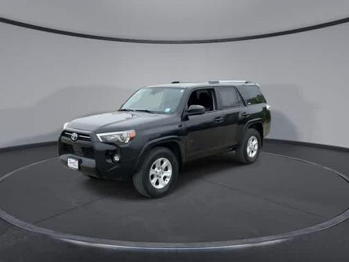 Midnight Black Metallic 2021 Toyota 4Runner SR5