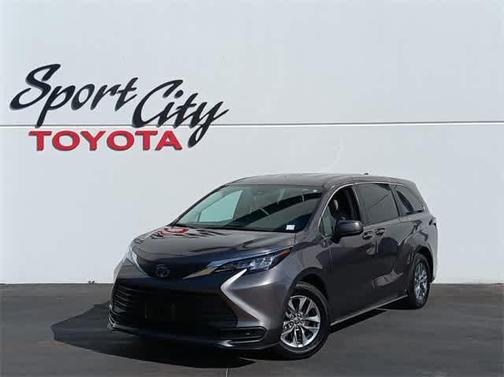 Predawn Gray Mica 2022 Toyota Sienna LE
