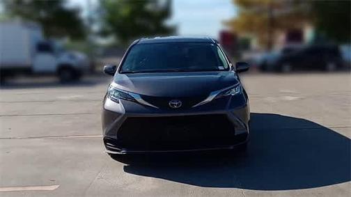 Predawn Gray Mica 2022 Toyota Sienna LE