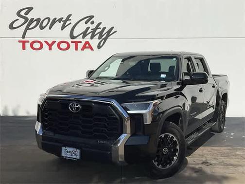 2022 Toyota Tundra SR5
