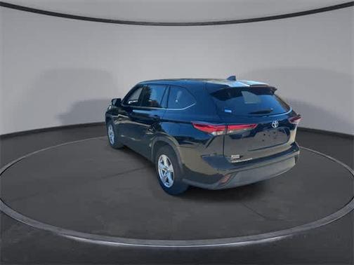 2022 Toyota Highlander L