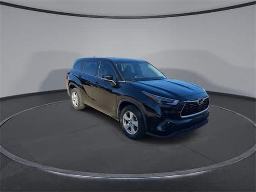 2022 Toyota Highlander L