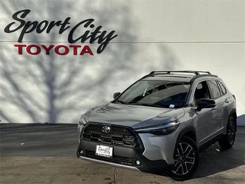 2026 Toyota Corolla Cross XLE