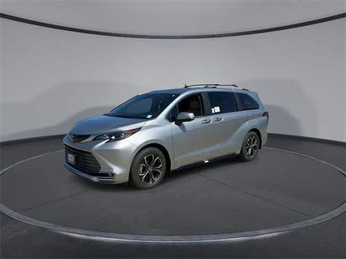2025 Toyota Sienna Platinum 7 Passenger
