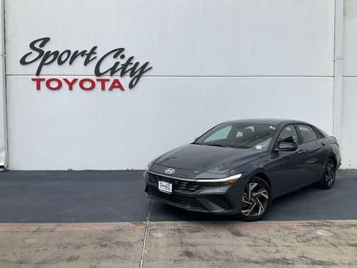 Ecotronic Gray 2025 Hyundai ELANTRA Sport