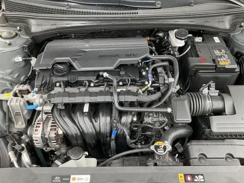 Ecotronic Gray 2025 Hyundai ELANTRA Sport