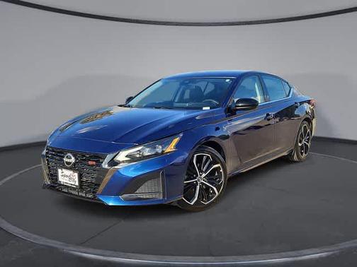 Deep Blue Pearl 2024 Nissan Altima SR FWD