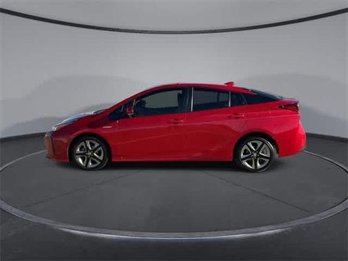 2019 Toyota Prius XLE