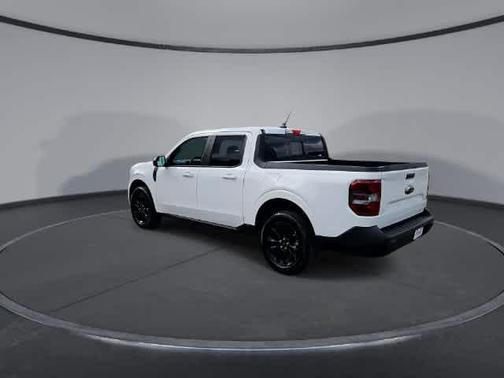 Oxford White 2023 Ford Maverick Lariat