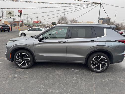 2023 Mitsubishi Outlander PHEV SEL