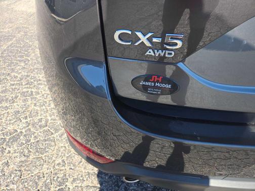 2021 Mazda CX-5 Carbon Edition