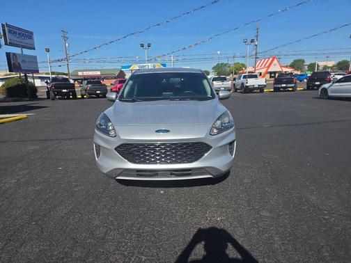 SILVER 2020 Ford Escape SE