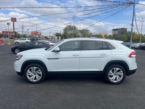 2021 Volkswagen Atlas Cross Sport 2.0T SEL