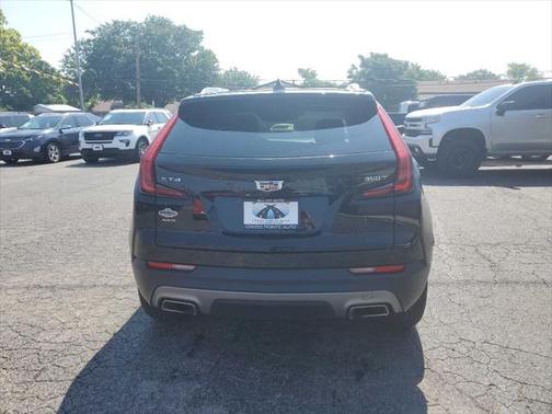 2023 Cadillac XT4 Premium Luxury