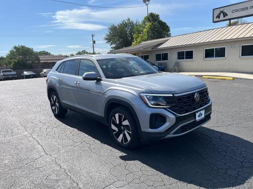 SILVER 2025 Volkswagen Atlas Cross Sport 2.0T SE w/Technology 4MOTION