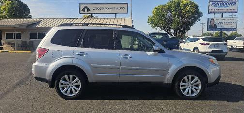SILVER 2013 Subaru Forester 2.5X
