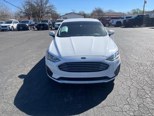 2020 Ford Fusion SE