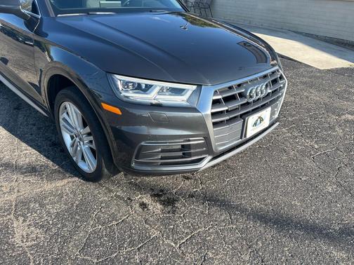 2018 Audi Q5 2.0T Premium Plus