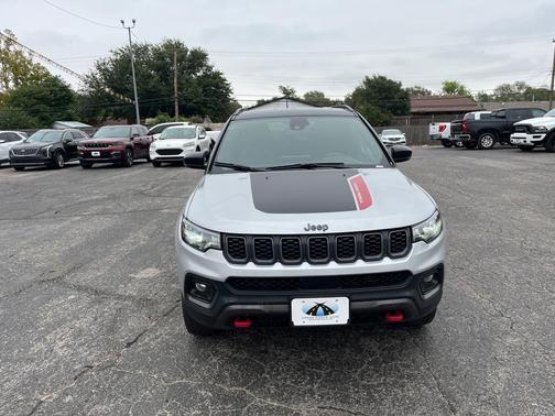 2024 Jeep Compass Trailhawk