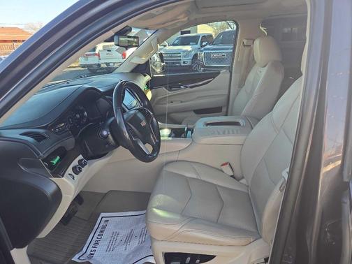 2018 Cadillac Escalade ESV Premium Luxury