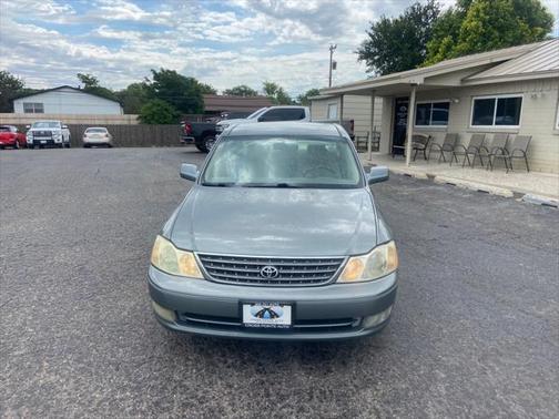 2004 Toyota Avalon XL