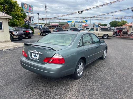 2004 Toyota Avalon XL