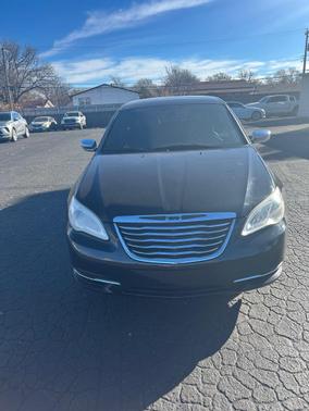 2011 Chrysler 200 Limited
