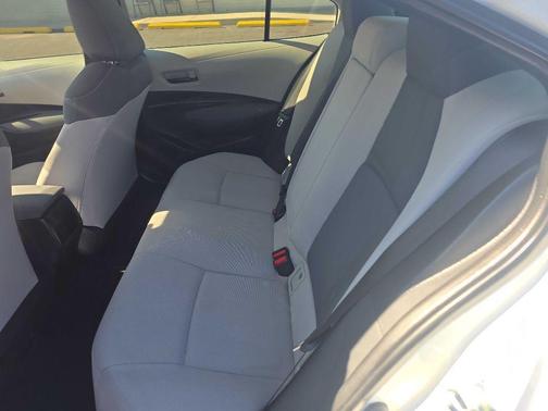 White 2022 Toyota Corolla LE