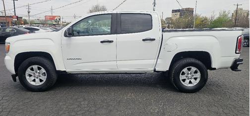WHITE 2016 GMC Canyon Base