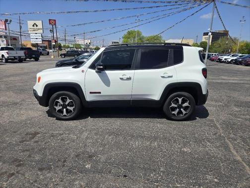 2022 Jeep Renegade Trailhawk