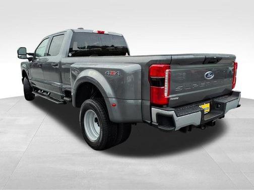 2026 Ford F-350 XLT