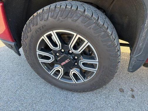 2021 GMC Sierra 2500 AT4