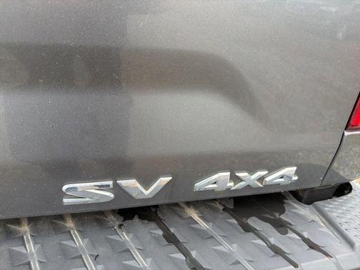 2017 Nissan Titan SV