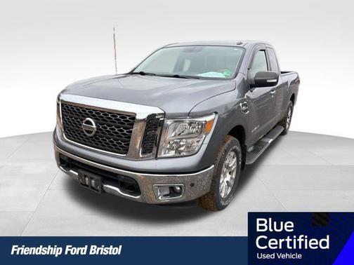 2017 Nissan Titan SV