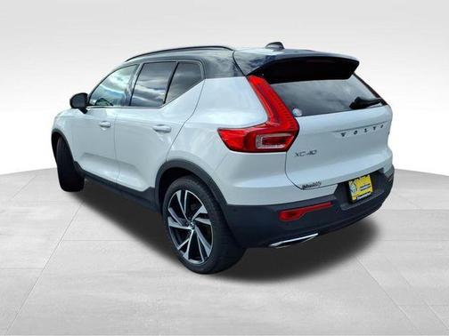 2019 Volvo XC40 T4 R-Design
