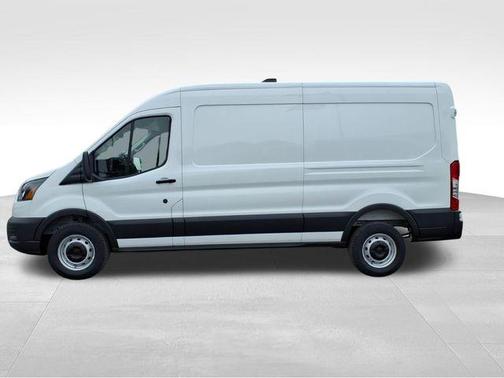 2026 Ford Transit-250 148 WB Medium Roof Cargo